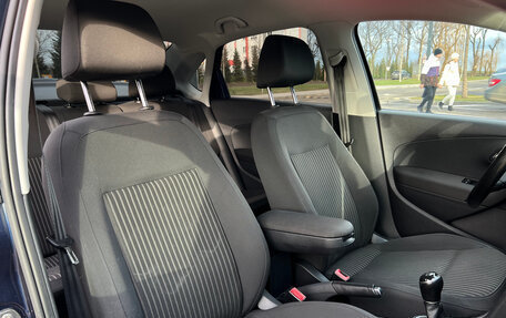 Volkswagen Polo VI (EU Market), 2013 год, 900 000 рублей, 15 фотография