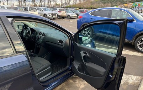 Volkswagen Polo VI (EU Market), 2013 год, 900 000 рублей, 9 фотография