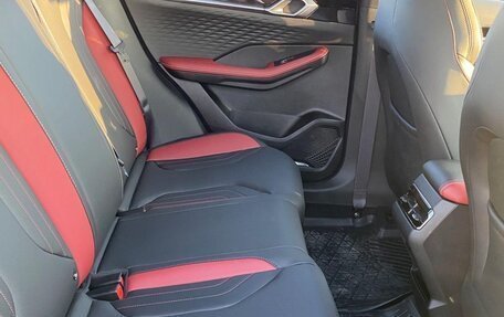Geely Coolray I, 2024 год, 2 100 000 рублей, 5 фотография