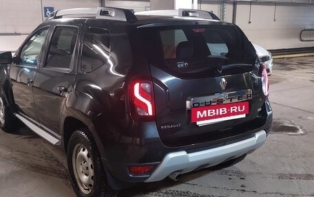 Renault Duster I рестайлинг, 2017 год, 950 000 рублей, 4 фотография