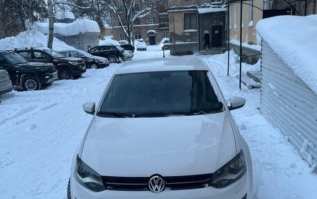 Volkswagen Polo VI (EU Market), 2012 год, 878 000 рублей, 2 фотография