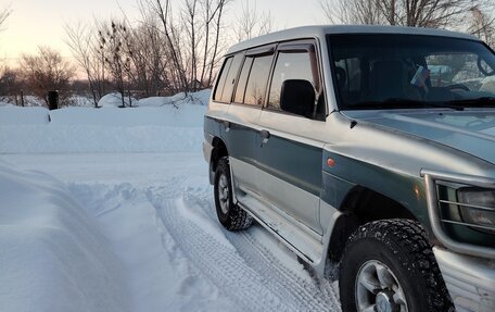 Mitsubishi Pajero III рестайлинг, 2000 год, 850 000 рублей, 2 фотография