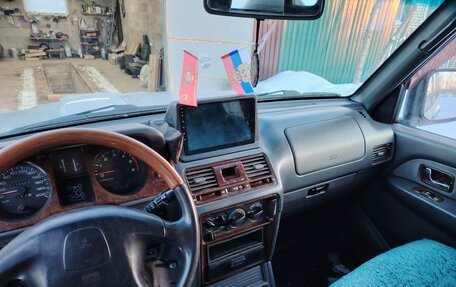 Mitsubishi Pajero III рестайлинг, 2000 год, 850 000 рублей, 7 фотография