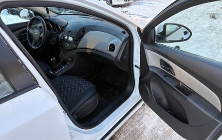 Chevrolet Cruze II, 2013 год, 640 000 рублей, 6 фотография