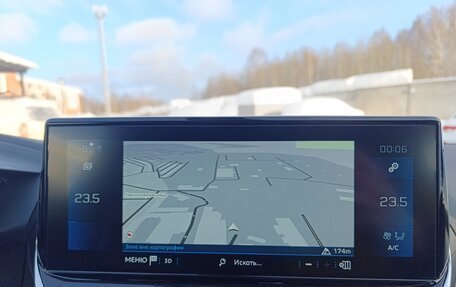 Peugeot 2008 II, 2021 год, 1 748 000 рублей, 14 фотография