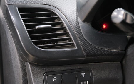 Hyundai Solaris II рестайлинг, 2011 год, 759 000 рублей, 10 фотография