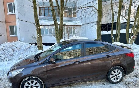 Hyundai Solaris II рестайлинг, 2016 год, 925 000 рублей, 1 фотография