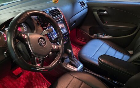 Volkswagen Polo VI (EU Market), 2017 год, 1 250 000 рублей, 10 фотография