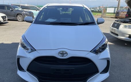 Toyota Yaris, 2022 год, 800 000 рублей, 1 фотография