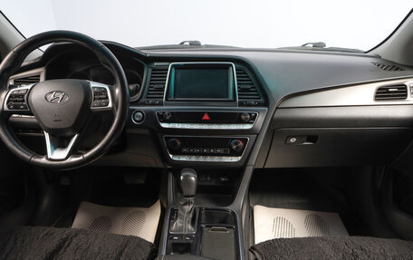 Hyundai Sonata VII, 2019 год, 1 709 000 рублей, 11 фотография