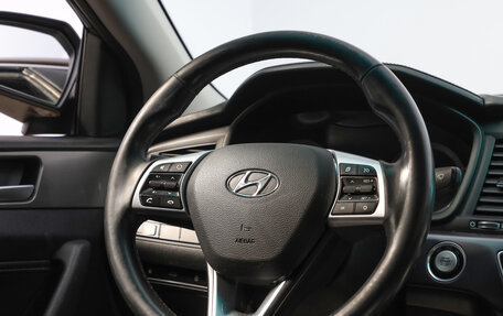 Hyundai Sonata VII, 2019 год, 1 709 000 рублей, 13 фотография