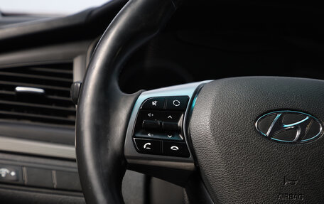 Hyundai Sonata VII, 2019 год, 1 709 000 рублей, 14 фотография