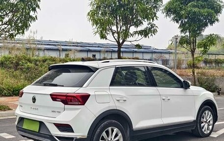 Volkswagen T-Roc I, 2021 год, 1 293 000 рублей, 5 фотография