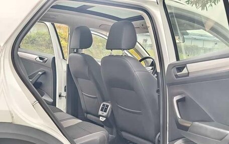 Volkswagen T-Roc I, 2021 год, 1 293 000 рублей, 11 фотография