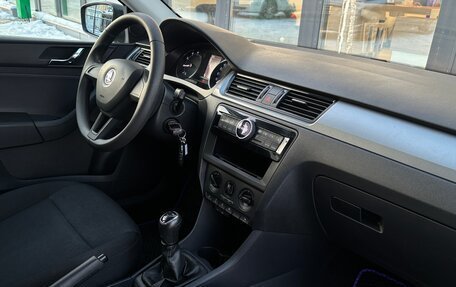 Skoda Rapid I, 2017 год, 1 150 000 рублей, 14 фотография