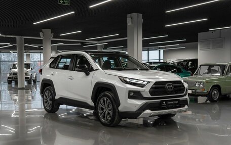 Toyota RAV4, 2025 год, 4 200 000 рублей, 2 фотография