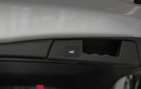 Toyota RAV4, 2025 год, 4 200 000 рублей, 24 фотография