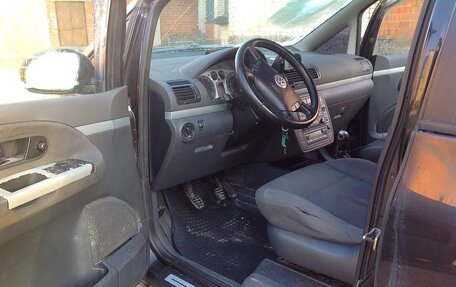 Volkswagen Sharan I рестайлинг, 2004 год, 349 000 рублей, 17 фотография