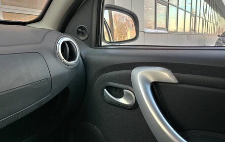 Renault Sandero I, 2014 год, 855 000 рублей, 10 фотография