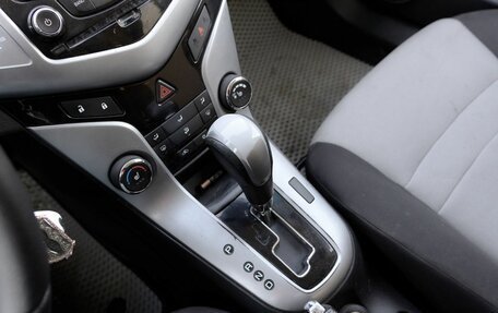 Chevrolet Cruze II, 2012 год, 700 000 рублей, 10 фотография