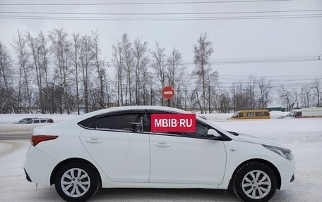 Hyundai Solaris II рестайлинг, 2019 год, 1 400 000 рублей, 8 фотография