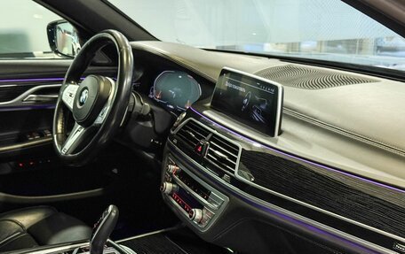 BMW 7 серия, 2020 год, 5 900 000 рублей, 10 фотография