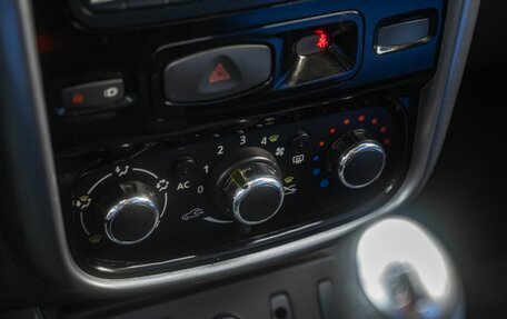 Renault Duster I рестайлинг, 2013 год, 750 000 рублей, 17 фотография