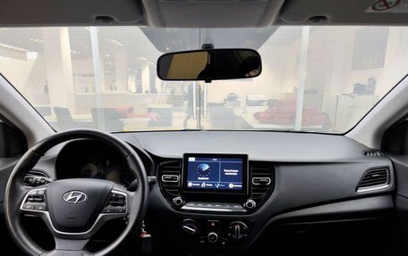 Hyundai Solaris II рестайлинг, 2021 год, 1 679 000 рублей, 17 фотография