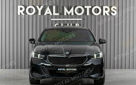 BMW 5 серия, 2024 год, 7 100 000 рублей, 2 фотография