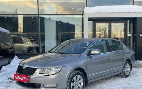 Skoda Superb III рестайлинг, 2012 год, 962 000 рублей, 1 фотография