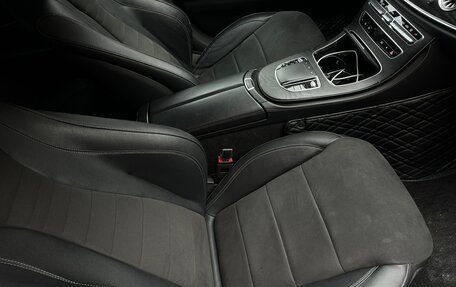 Mercedes-Benz E-Класс, 2022 год, 4 600 000 рублей, 2 фотография