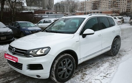 Volkswagen Touareg III, 2014 год, 2 550 000 рублей, 2 фотография