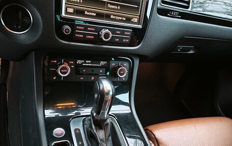 Volkswagen Touareg III, 2014 год, 2 550 000 рублей, 14 фотография