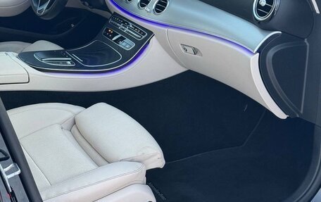 Mercedes-Benz E-Класс, 2020 год, 3 490 000 рублей, 9 фотография