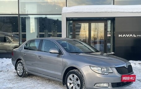 Skoda Superb III рестайлинг, 2012 год, 962 000 рублей, 3 фотография