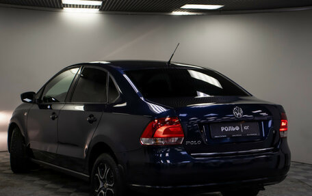 Volkswagen Polo VI (EU Market), 2011 год, 895 000 рублей, 23 фотография