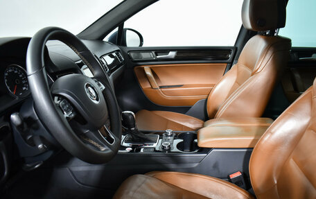 Volkswagen Touareg III, 2014 год, 1 985 000 рублей, 10 фотография