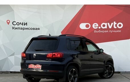 Volkswagen Tiguan I, 2011 год, 1 370 000 рублей, 6 фотография