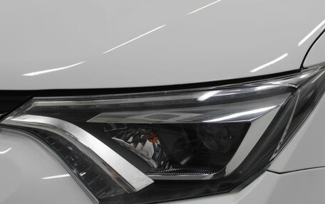 Toyota RAV4, 2018 год, 2 750 000 рублей, 7 фотография