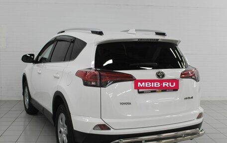 Toyota RAV4, 2018 год, 2 750 000 рублей, 10 фотография