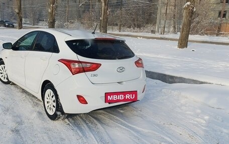Hyundai i30 II рестайлинг, 2015 год, 800 000 рублей, 5 фотография