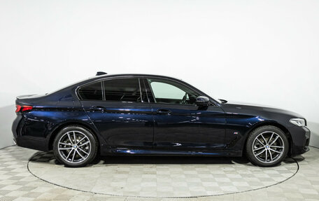 BMW 5 серия, 2021 год, 5 555 700 рублей, 4 фотография