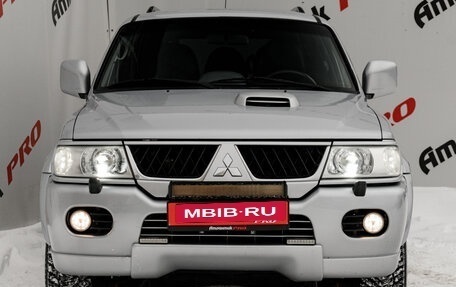 Mitsubishi Pajero Sport II рестайлинг, 2005 год, 975 000 рублей, 4 фотография