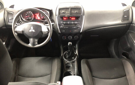 Mitsubishi ASX I рестайлинг, 2010 год, 829 000 рублей, 9 фотография