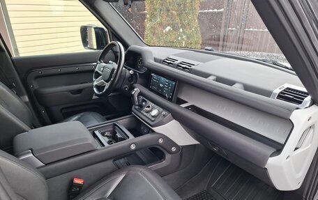 Land Rover Defender II, 2021 год, 4 750 000 рублей, 14 фотография