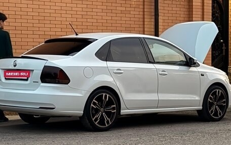 Volkswagen Polo VI (EU Market), 2016 год, 1 050 000 рублей, 5 фотография