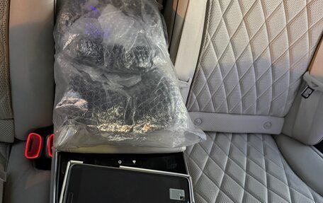 Mercedes-Benz S-Класс, 2021 год, 13 000 000 рублей, 31 фотография