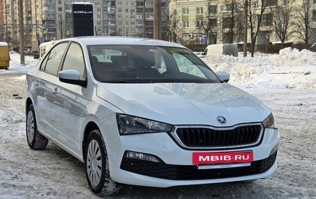 Skoda Rapid II, 2021 год, 1 789 000 рублей, 2 фотография