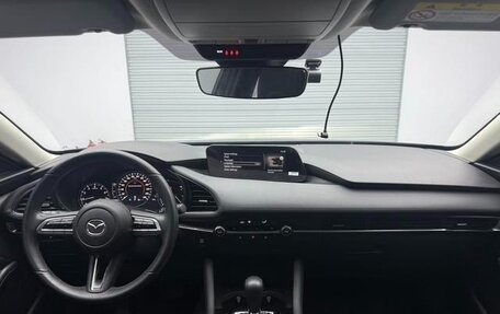 Mazda 3, 2022 год, 1 700 000 рублей, 9 фотография