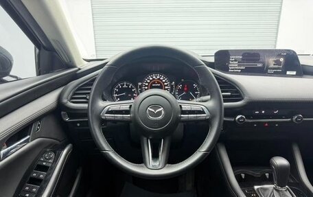 Mazda 3, 2022 год, 1 700 000 рублей, 8 фотография